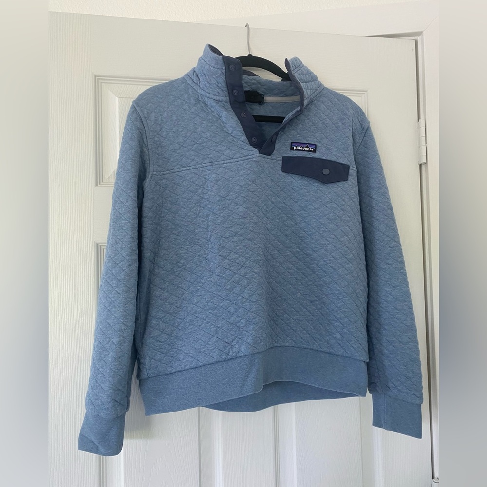 Classic Patagonia pullover!